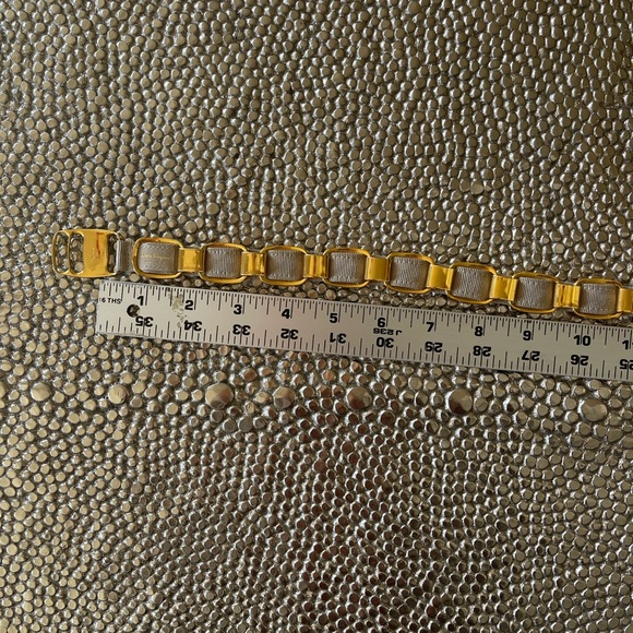 VINTAGE SALVATORE FERRAGAMO cream gold toned logo BELT - Picture 6 of 13